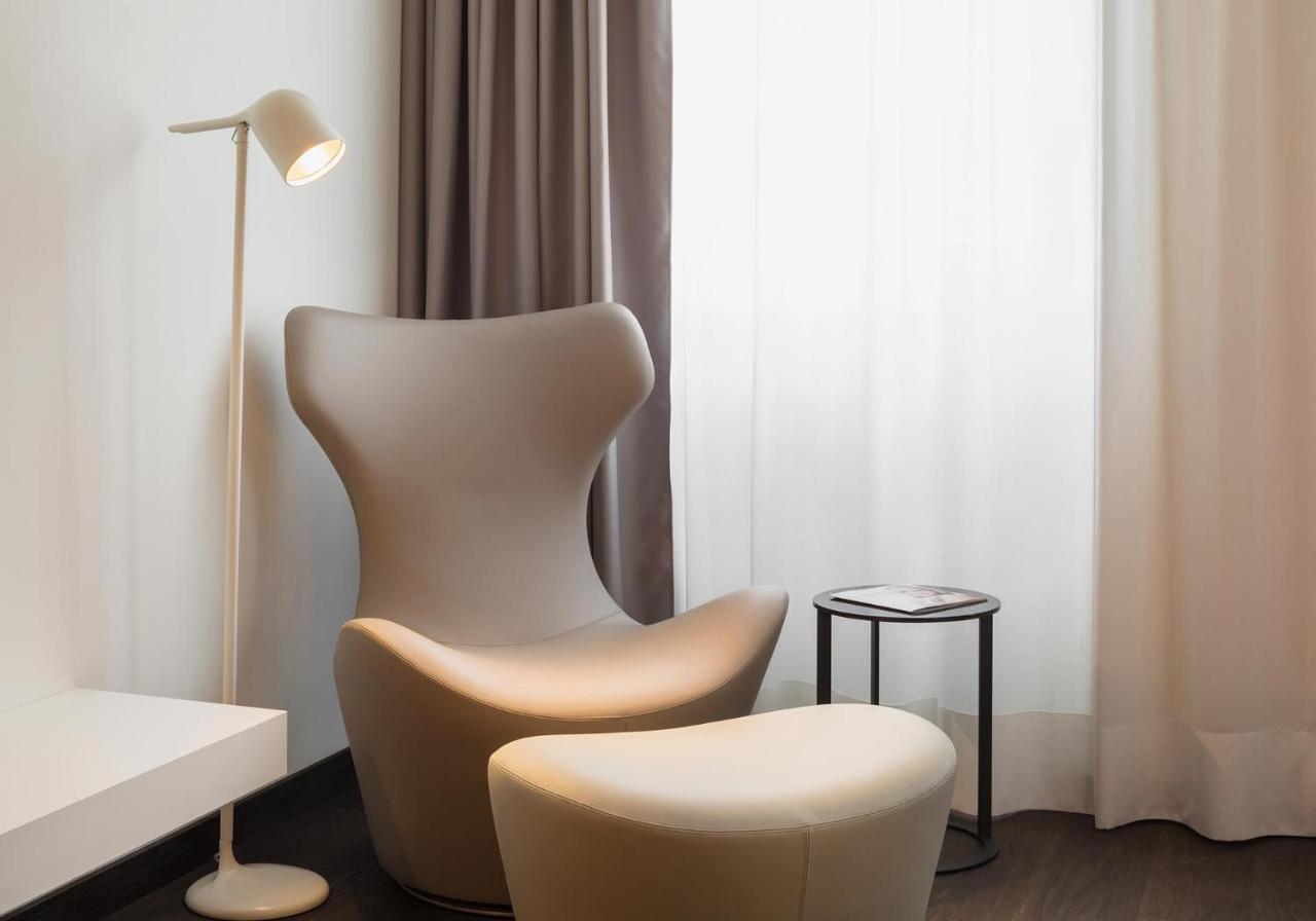 Guesthouse Suiteseven ميرانو المظهر الخارجي الصورة