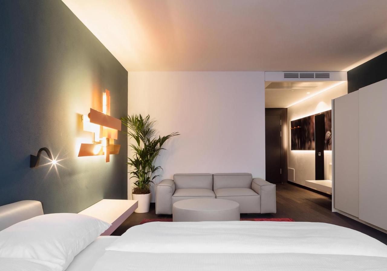 Guesthouse Suiteseven ميرانو المظهر الخارجي الصورة