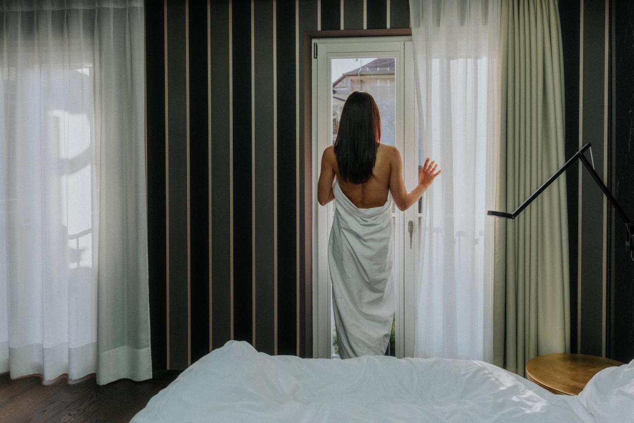 Guesthouse Suiteseven ميرانو المظهر الخارجي الصورة