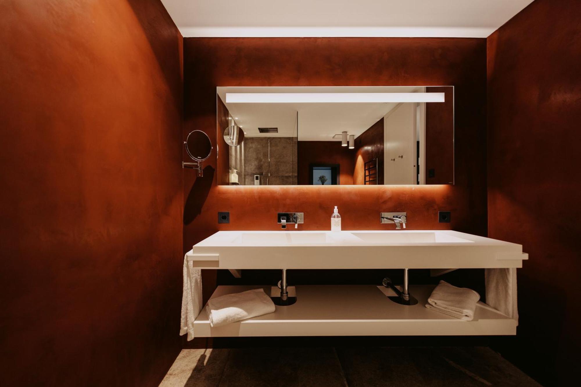 Guesthouse Suiteseven ميرانو المظهر الخارجي الصورة